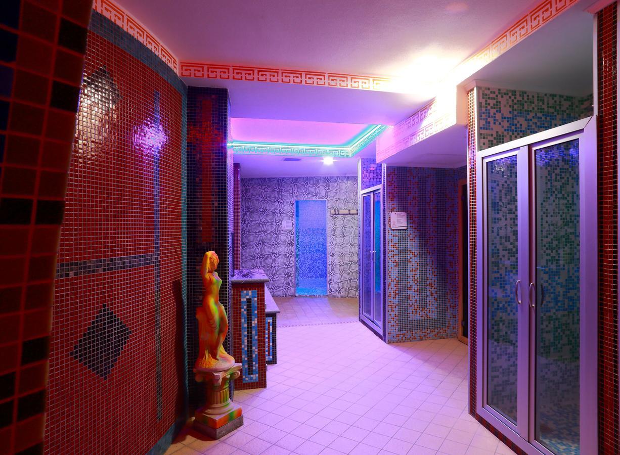 Impero Hotel Beauty & Spa - Bike Hotel Cantello Exterior photo